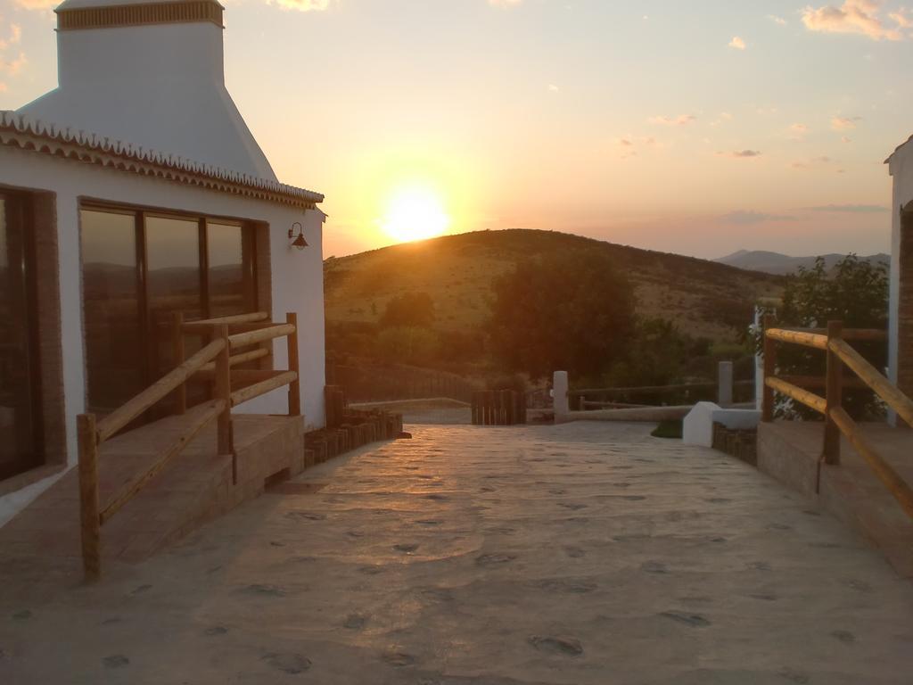 Horta Da Quinta Guest House แมร์โตลา ภายนอก รูปภาพ